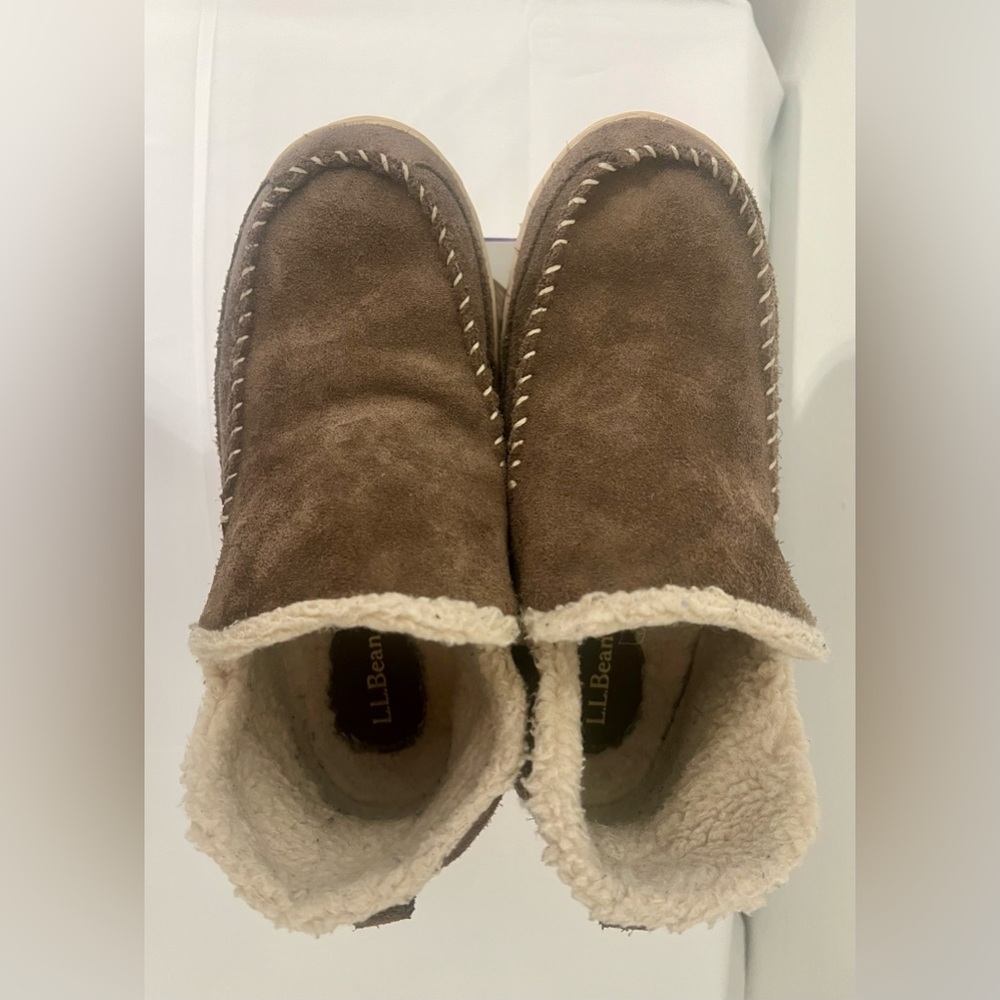 L.L. Bean Women's Size 7 Brown Suede Shearling-Lined Slipper Boots - Picture 5 of 11